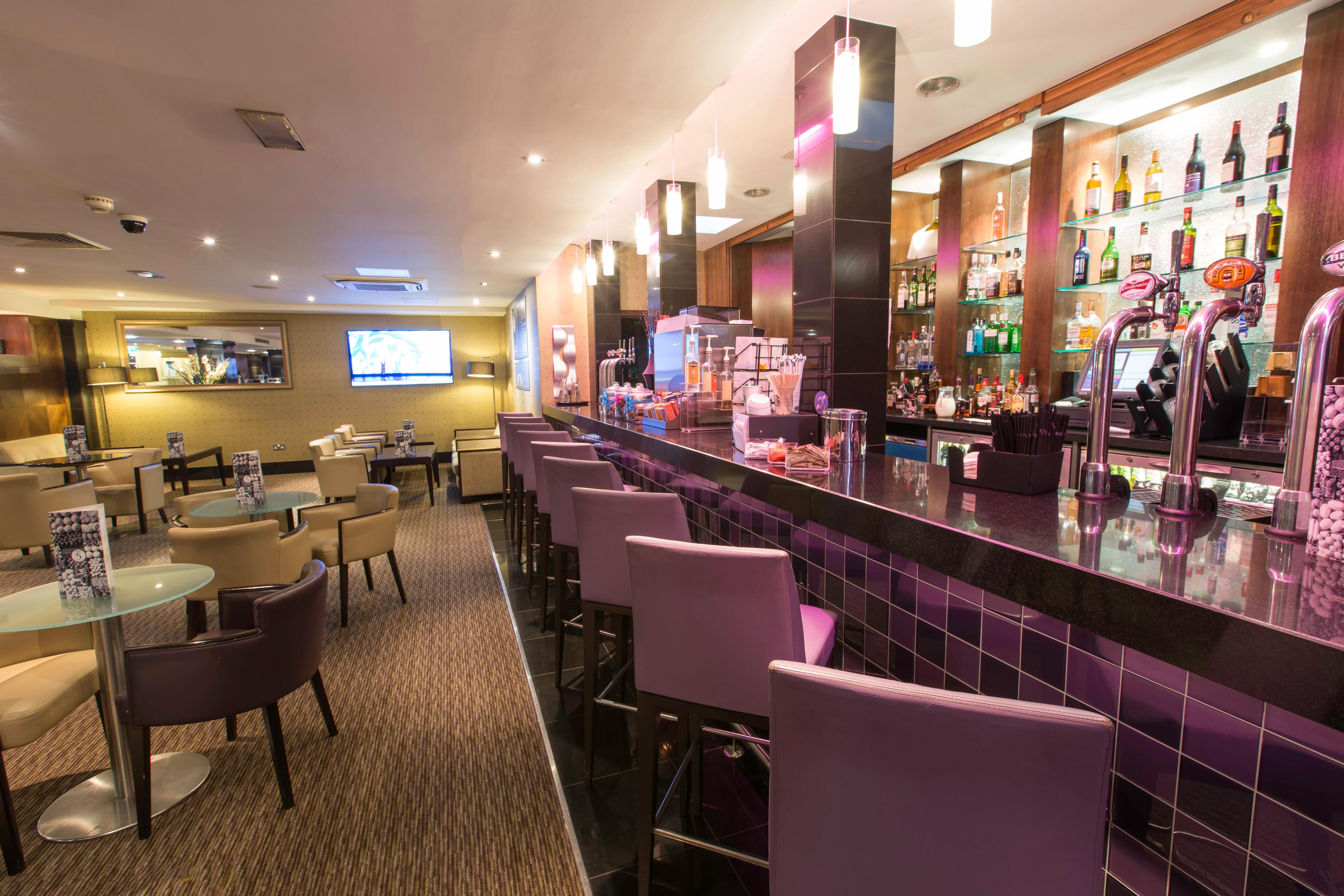 Hotel Crowne Plaza London Ealing By Ihg Exteriér fotografie