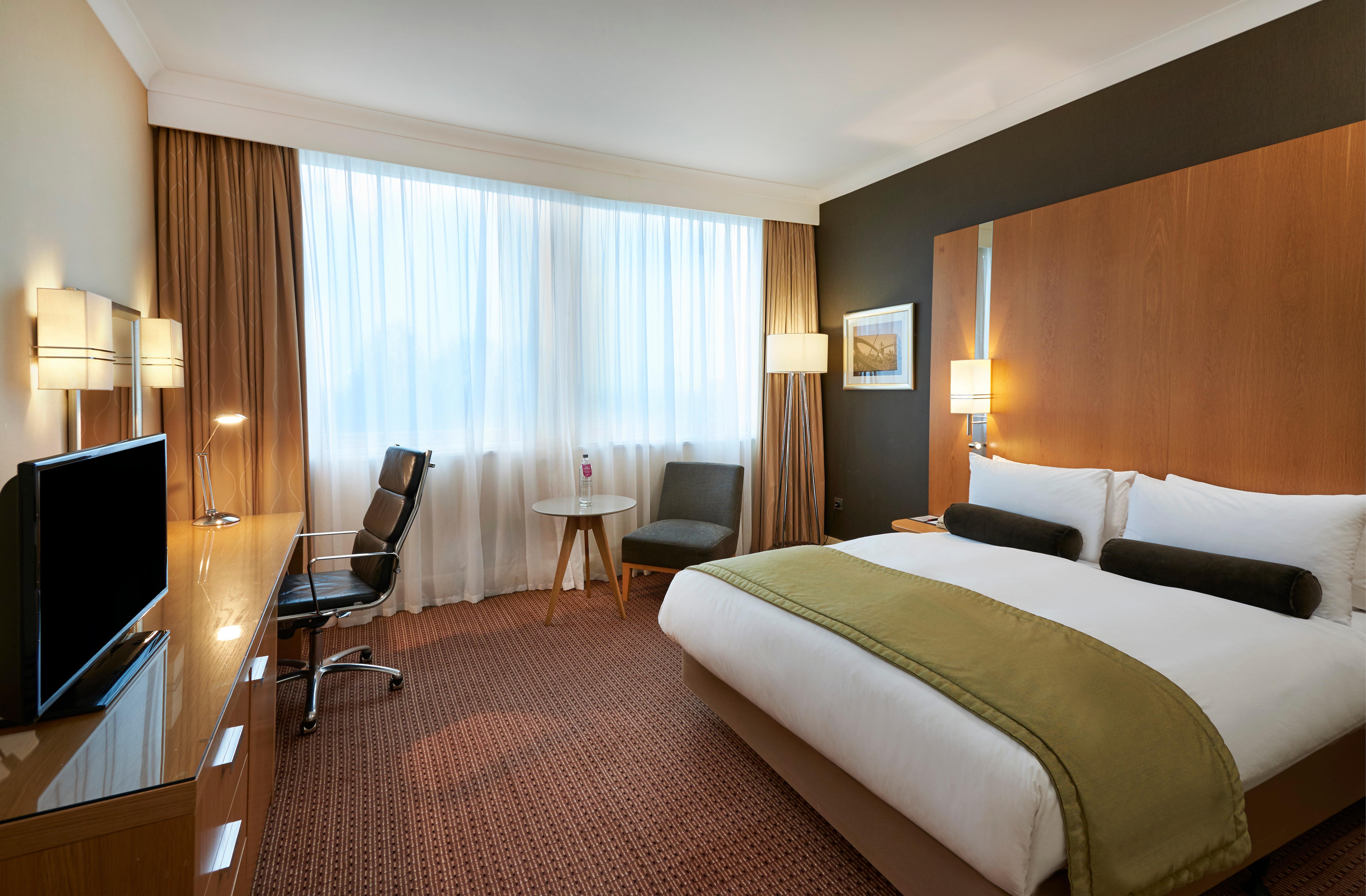 Hotel Crowne Plaza London Ealing By Ihg Exteriér fotografie